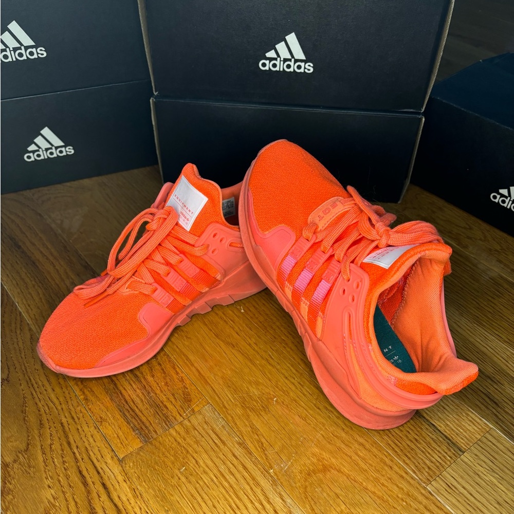 EQT ADV Turbo Pink